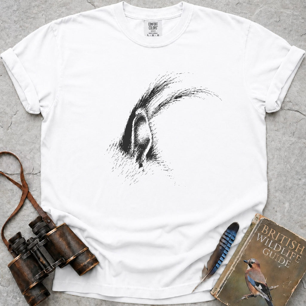 red-squirrel-ear-tuft — white